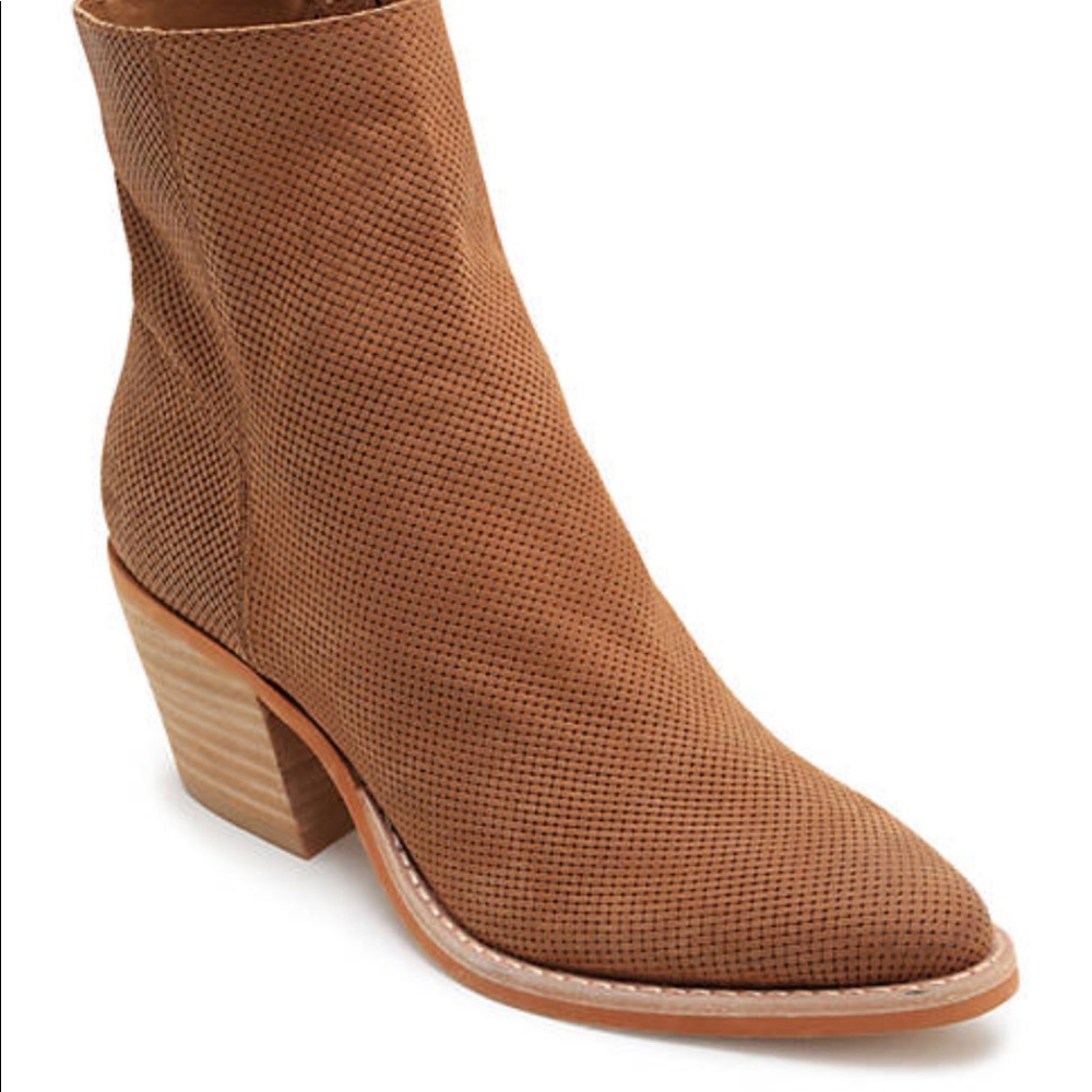 Dolce Vita Asha Booties